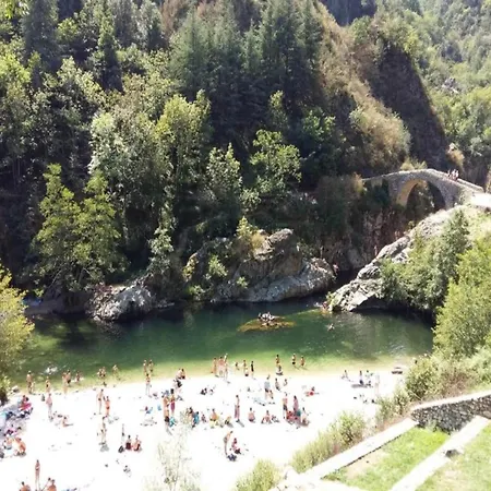 Attractive With Beautiful View Saint-Julien-du-Gua