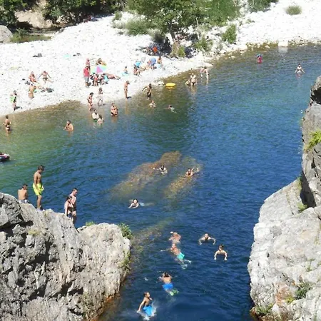 Attractive With Beautiful View Saint-Julien-du-Gua