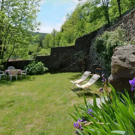 度假居 Attractive With Beautiful View Saint-Julien-du-Gua